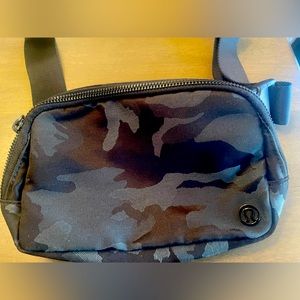 Lulu Lemon Camo Belt Bag